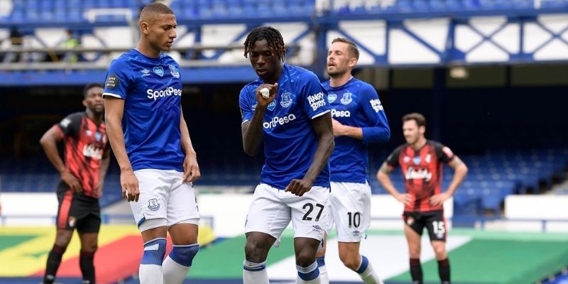 Giao Hữu 25 Giao hữu là gì?