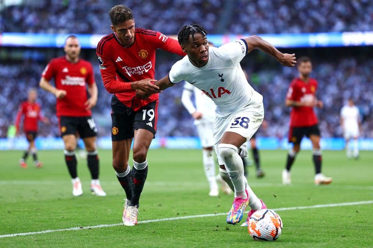 Soi Kèo Manchester United Vs Tottenham 19h30 07/02 - Vòng 25 Ngoại Hạng Anh 3 Hai đội nhiều khả năng có được những cầu thủ tốt nhất